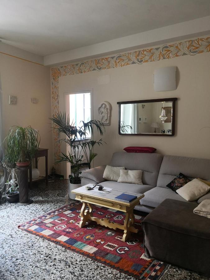 Lavagna Uno Bed & Breakfast Genova Exterior foto